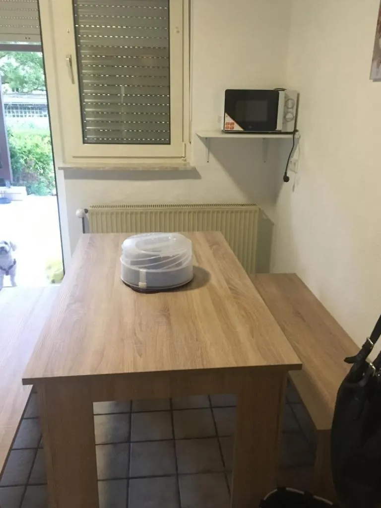 Ferienwohnung Haus Elvis Ludwigshafen am Rhein 0*,  Deutschland